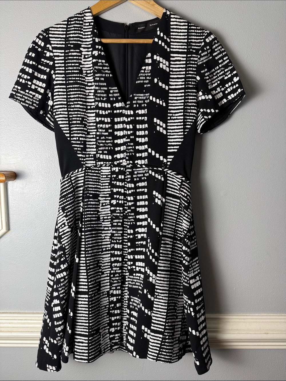 Proenza Schouler Black and White Abstract Print Mini Dress. Silk Lining